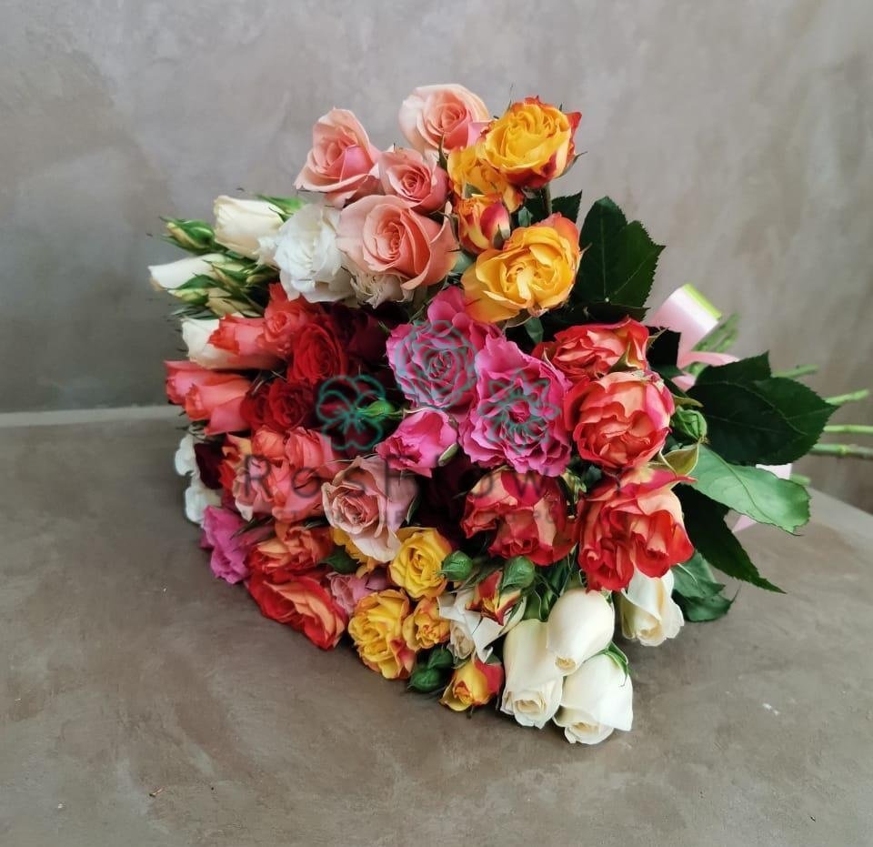 Букет цветов из: Розы в Углегорске