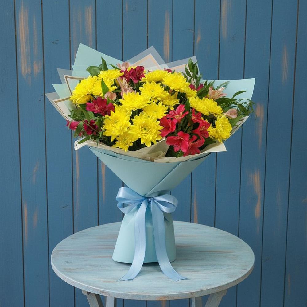 Букет цветов из: Альстромерии и Хризантемы в Углегорске