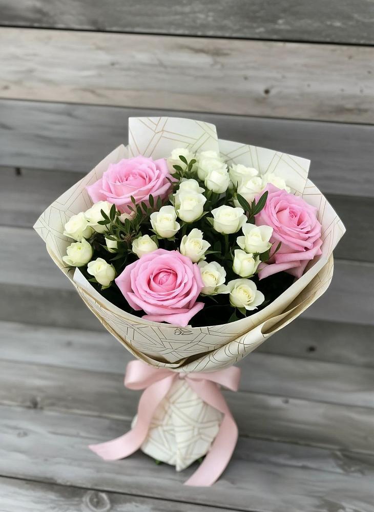 Букет цветов из: Розы в Углегорске