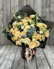 Букет цветов из:  Розы и Лизиантусы в Углегорске