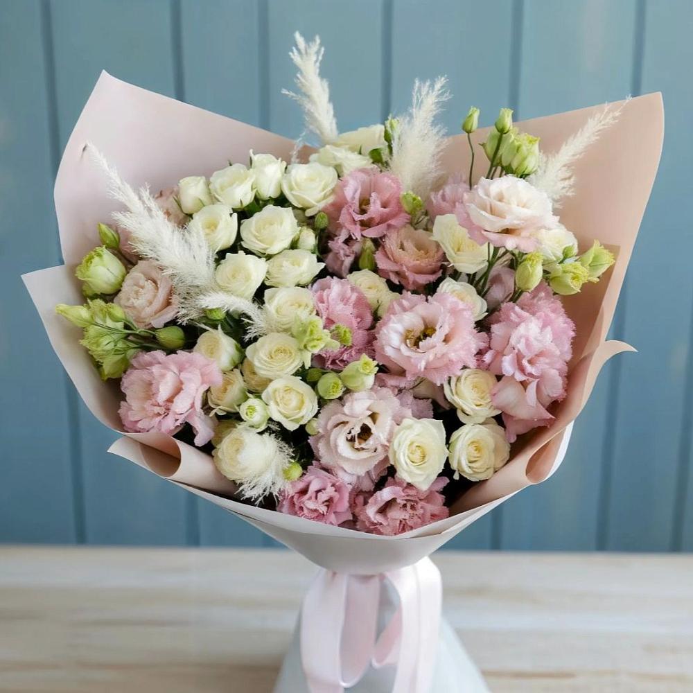 Букет цветов из: Альстромерии и Розы в Углегорске