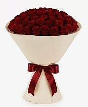 Букет 101 Бордовая роза Блэк Бакарра в Углегорске
