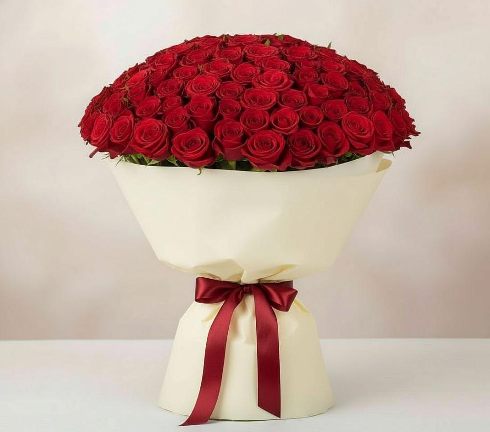 Букет 101 Красная роза Милано в Углегорске