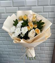 Букет цветов из:  Розы и Хризантемы в Углегорске