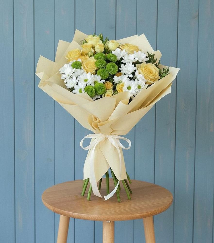 Букет цветов из: Хризантемы и Розы в Углегорске