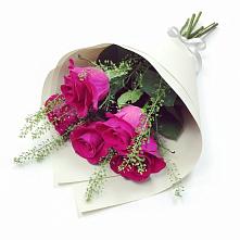 Букет цветов из:  Розы в Углегорске