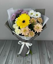 Букет цветов из:  Розы, Герберы и Хризантемы в Углегорске