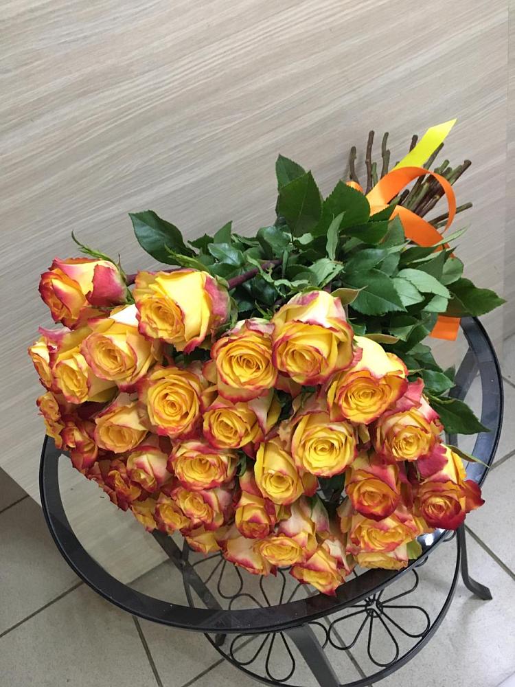 Букет Желтые розы в Углегорске