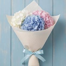 Букет цветов из:  Гортензия в Углегорске