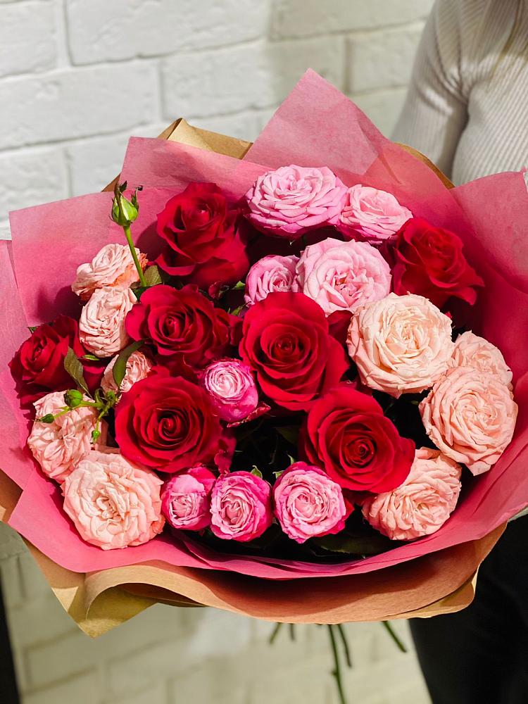 Букет цветов из: Розы в Углегорске