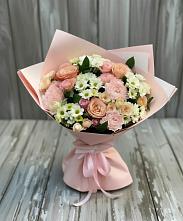 Букет цветов из:  Гвоздики, Розы и Хризантемы в Углегорске