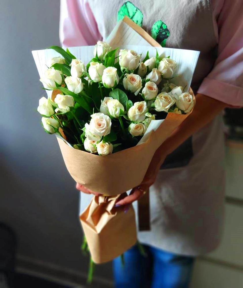 Букет цветов из: Розы в Углегорске