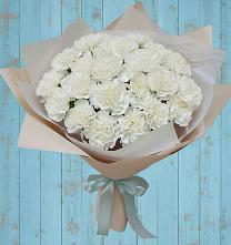 Букет цветов из:  Гвоздики в Углегорске